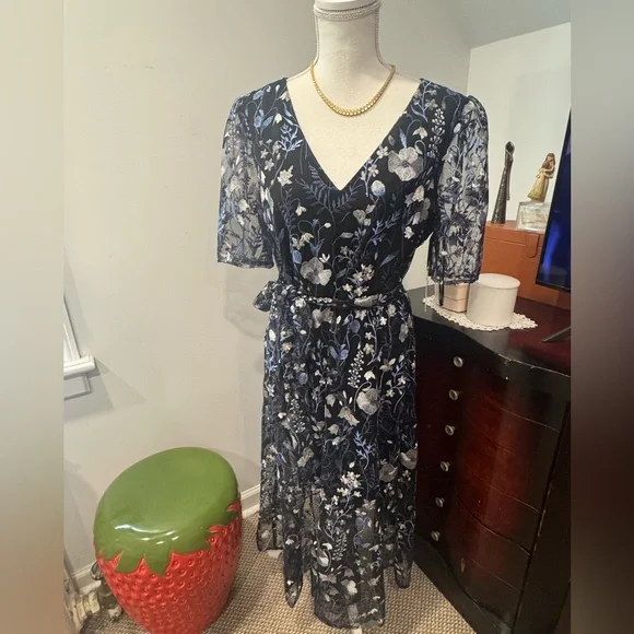 Kensie Floral V-Neck Dress - Black and White - Picture 1 of 13